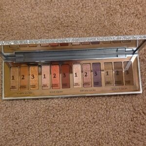 Charlotte Tilbury Bejewelled Eyes To Hypnotize Eyeshadow Palette